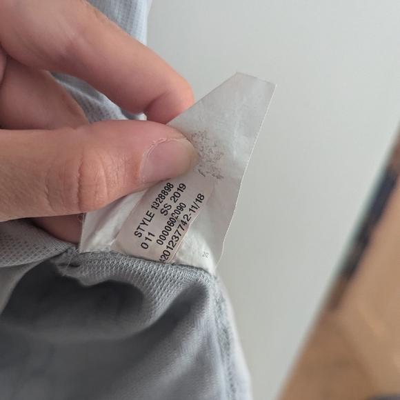 Under Armour Workout Top - Picture 5 of 5